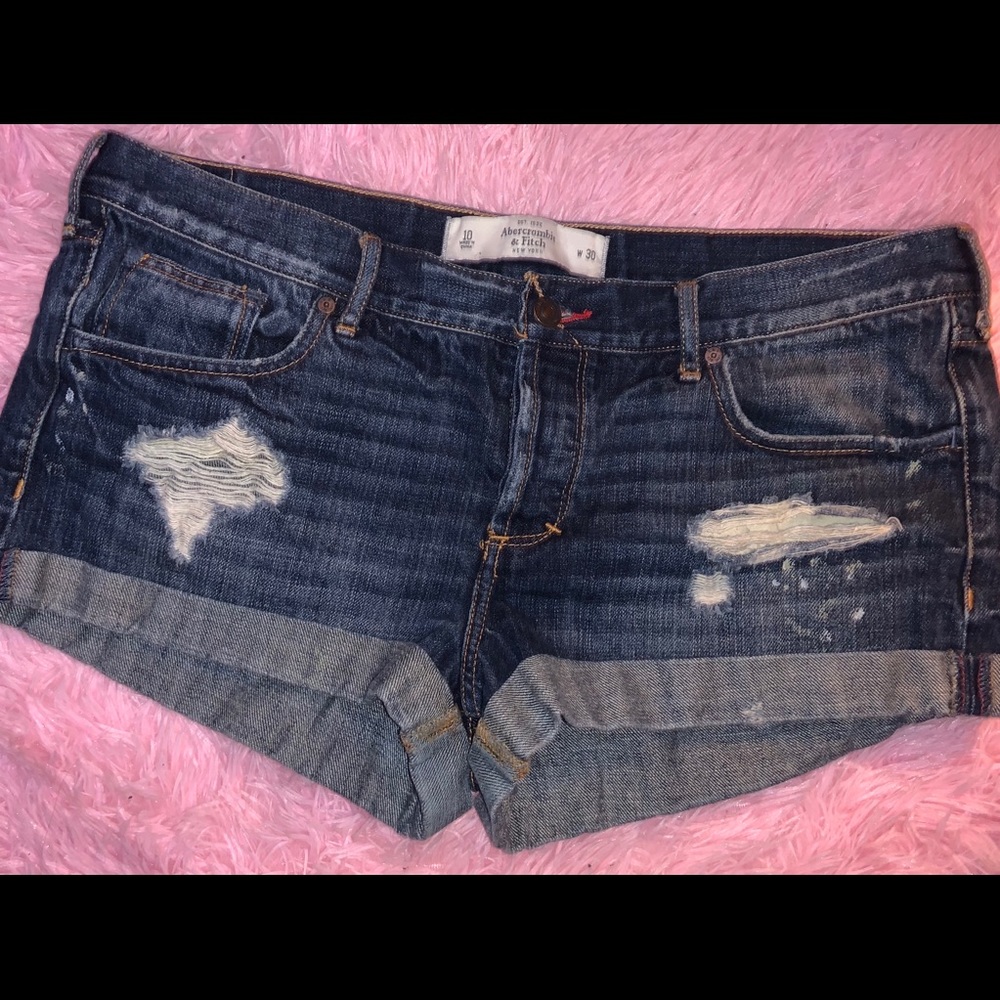 💛 A&F Shorts 💛